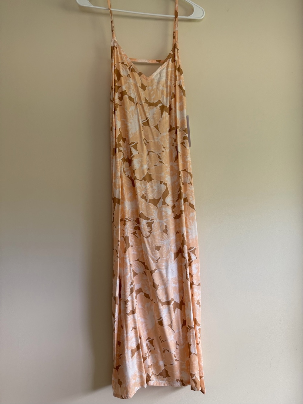 Hurley Peach and Cream Floral Slip Dress